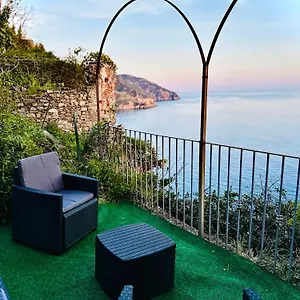 Il Grecale - Confirenthouse , Corniglia Italia